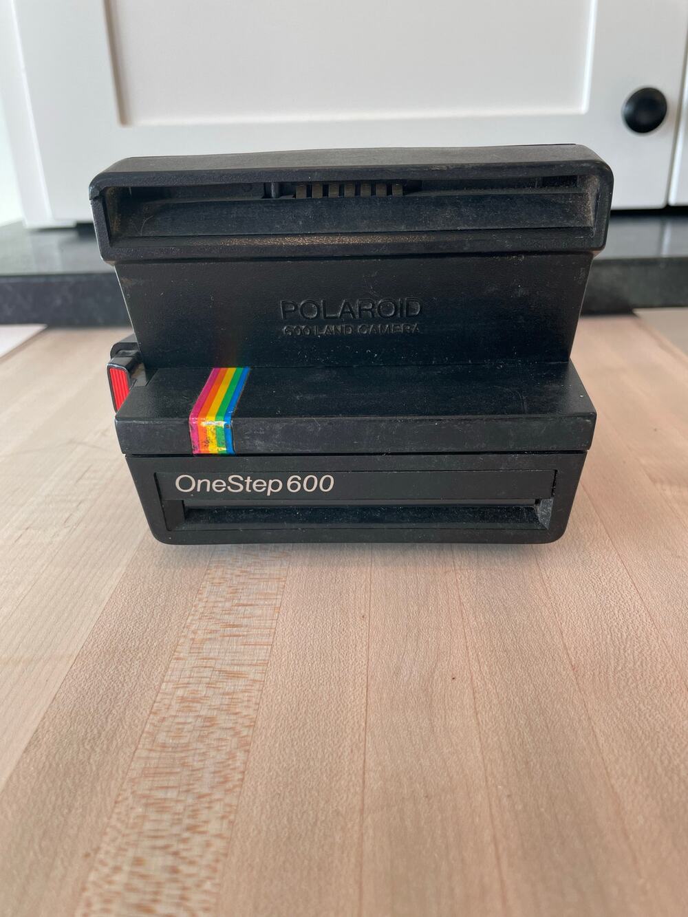 Vintage Polaroid Rainbow OneStep 600 Instant film camera